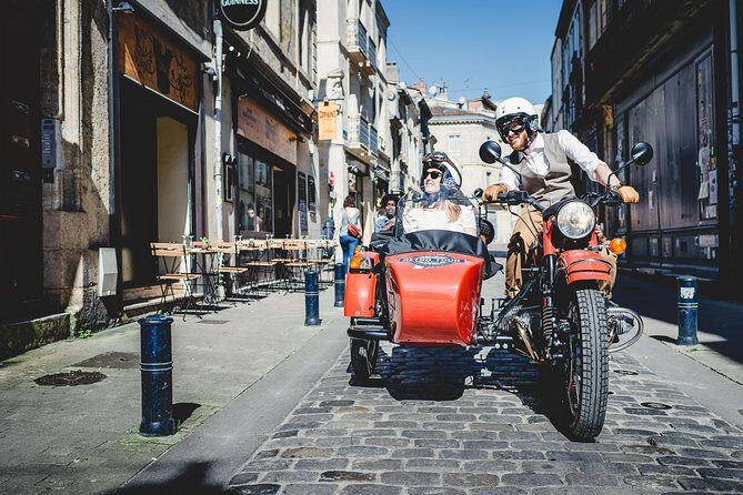 Private Tour of Bordeaux in a Sidecar 1h30 - Key Points