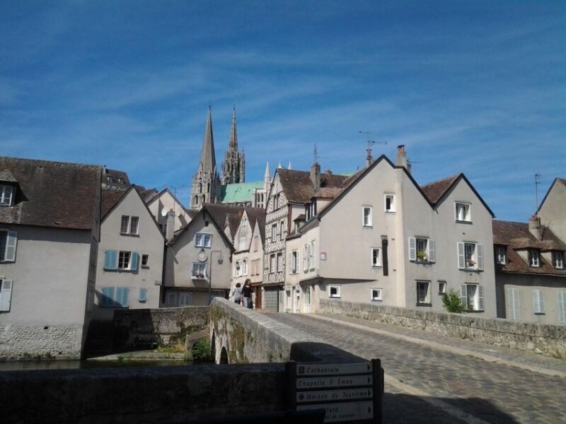Private tour of Chartres town from Paris - An In-Depth Look at the Tour Experience