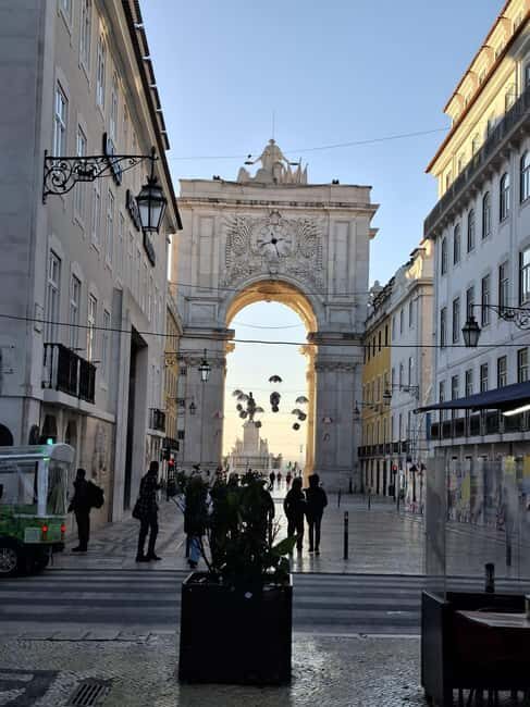 Private tour of Lisbon with a boat ride on the Tagus River included - Whos this tour perfect for?