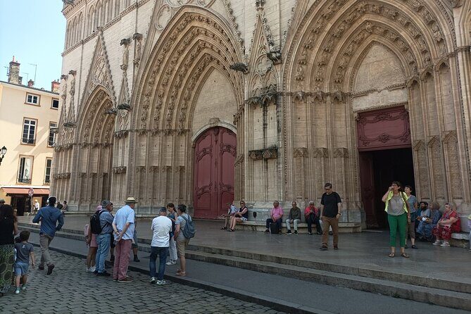 Private tour of old Lyon - 2 hours - How This Tour Works in Practice
