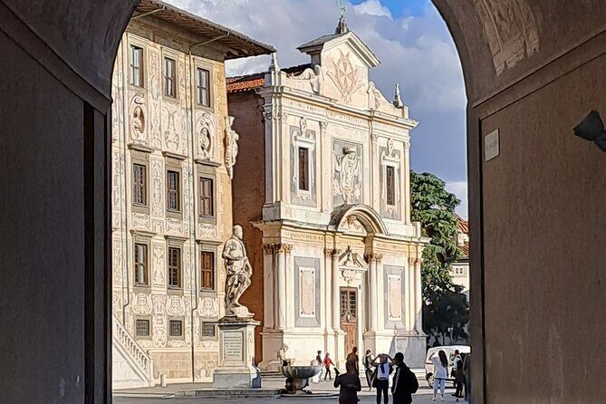 Private Tour of Pisa with Leaning Tower and Cathedral Entry - Who Should Consider This Tour?