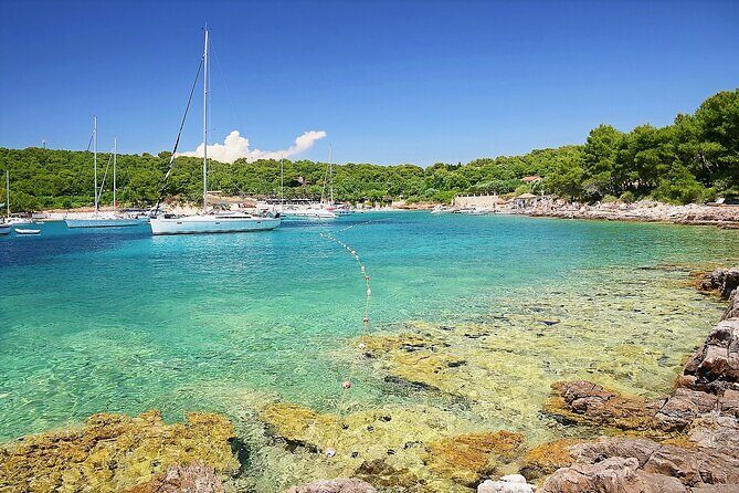 Private Tour of Red rocks, Pakleni Islands and Hvar's Southern Beaches - Pakleni Islands