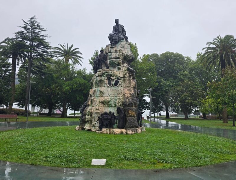 Private tour of Santander with interior of the cathedral and Centro Botín - A Closer Look at the Santander Private Tour