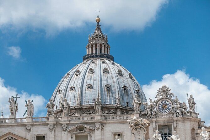 Private tour of St. Peter's Basilica and Dome - A Closer Look at the Itinerary