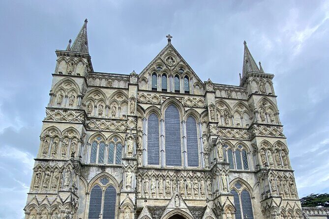 Private Tour of Stonehenge and Salisbury Cathedral - Comfort and Convenience