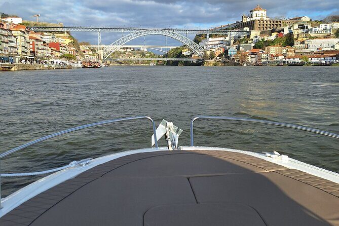 Private Tour of the 6 Bridges with Port Wine - Cais da Ribeira & Beyond