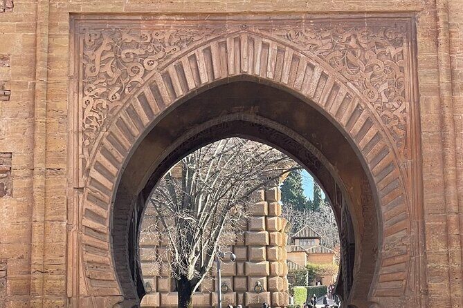 Private Tour of the Alhambra of Granada - Who Is This Tour Best For?