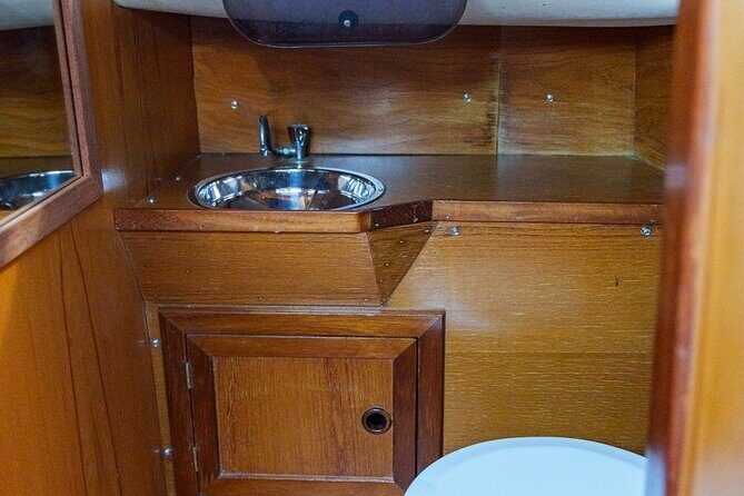 Private tour of the island of Ischia on a Fratelli Aprea gozzo - Who Is This Tour Best For?