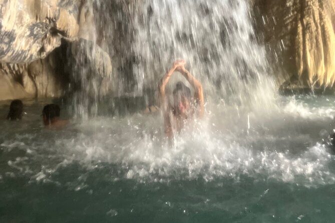 Private Tour of Tolantongo Grottoes with Transportation from CDMX - The Experience in Detail