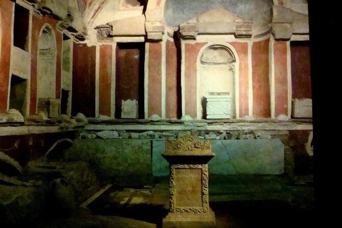Private Tour of Vatican with Scavi Necropolis & St. Peter's Tomb - An In-Depth Look at the Tour