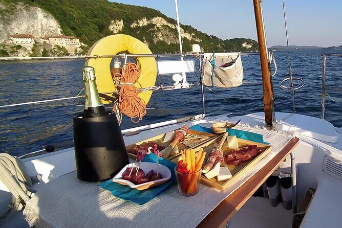 Private Tour on a Sailing Boat on Lake Maggiore with Aperitif and Music - Cost and Value