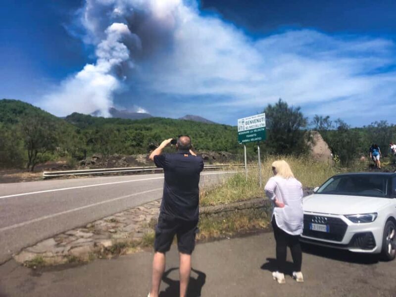 Private tour on Etna's lava flows, breathing wild nature - Key Points