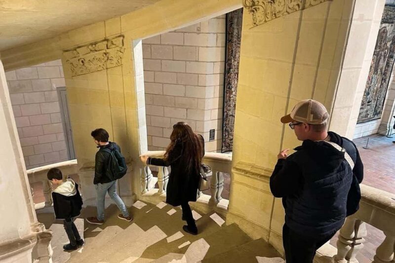 Private Tour Paris: Chambord Castle with Golf Cart + Gift - The Return Journey