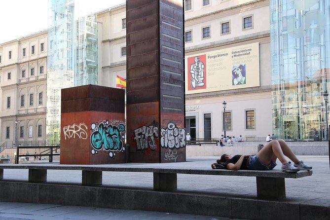 Private Tour: Reina Sofia Museum - Wrapping Up