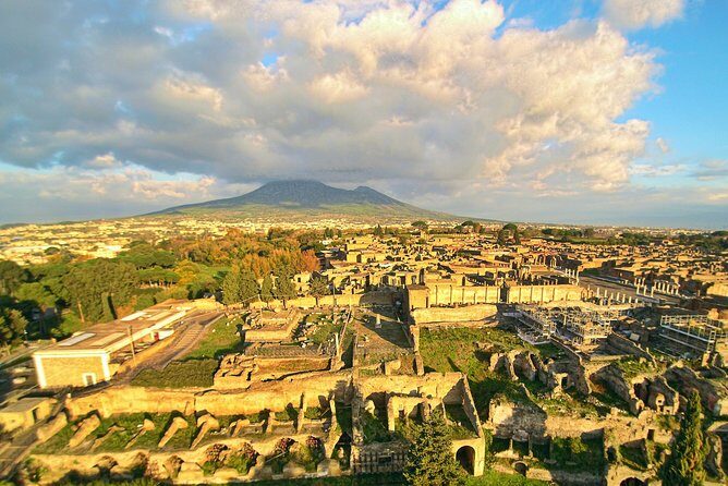 Private Tour Rome to Pompeii in private vehicle or fast train - Who Should Consider This Tour?