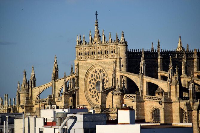 Private Tour: Seville City Tour (Cathedral, Royal Alcázar and Santa Cruz) - Who Should Book This Tour?