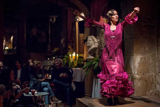 Private Tour: Tapas, Wine & Flamenco Show in Barcelona’s Old Town - Plaça Sant Jaume: City Power to Market Energy