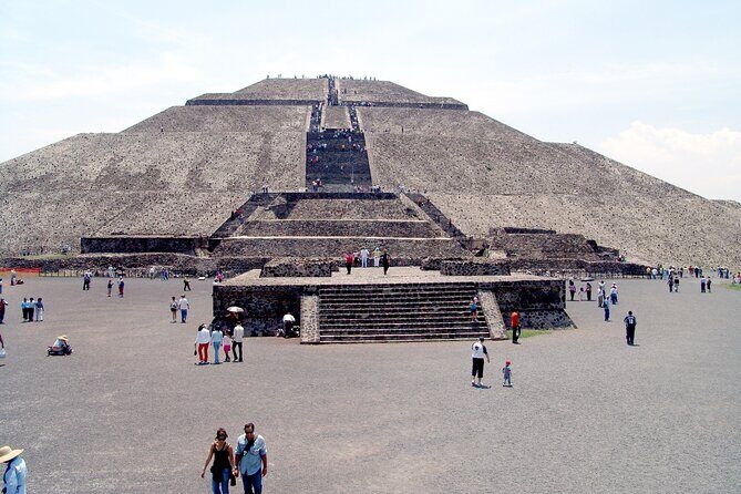 Private Tour: Teotihuacan Pyramids and Shrine of Guadalupe with lunch - Is It Worth the Price?