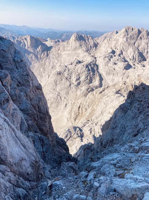 Private Tour - The Lost Hut: Hike to Cabaña Verónica - Who Is This Tour Best For?