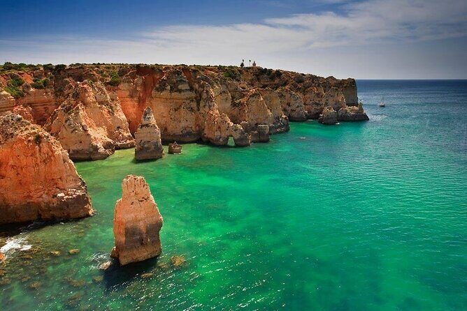 Private tour to Algarve, Benagil, carvoeiro,Portimão from Lisbon - Frequently Asked Questions