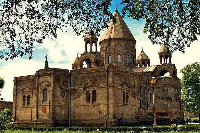 Private tour to Echmiadzin (st Cathedral), Zvartnots, Khor Virap, Garni, Geghard - Key Points
