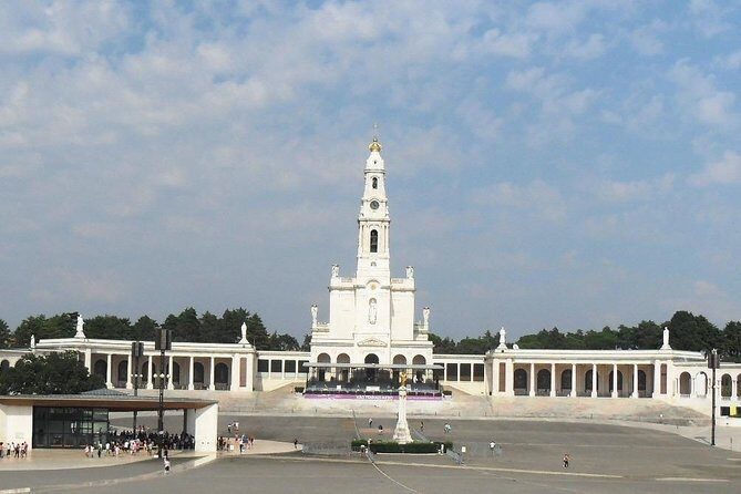 Private Tour to Fatima from Lisbon - FAQs