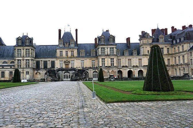 Private tour to Fontainebleau from Paris. Tickets included! - Price and Value
