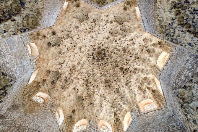 Private tour to Granada from Seville with visit to the Alhambra - FAQ