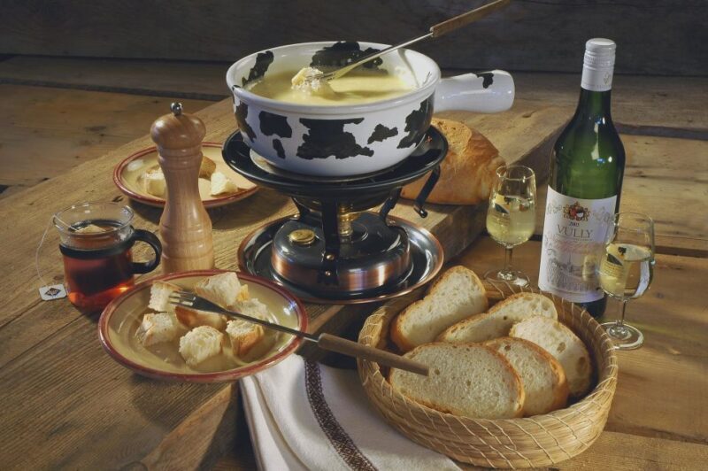 Private Tour to Gruyeres with Cheese and Chocolate Factory - A Closer Look at the Experience