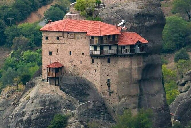 Private Tour to Meteora Rocks from Volos - A Deep Dive Into the Meteora Private Tour