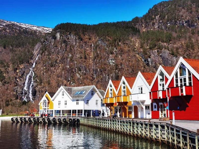 Private tour to Modalen combine with hiking in nature - Discover Norway’s Fjord Country with a Tailored Private Tour