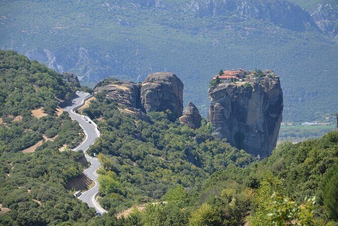 Private Tour to Monasteries of Meteora & Thermopylae from Athens - FAQs