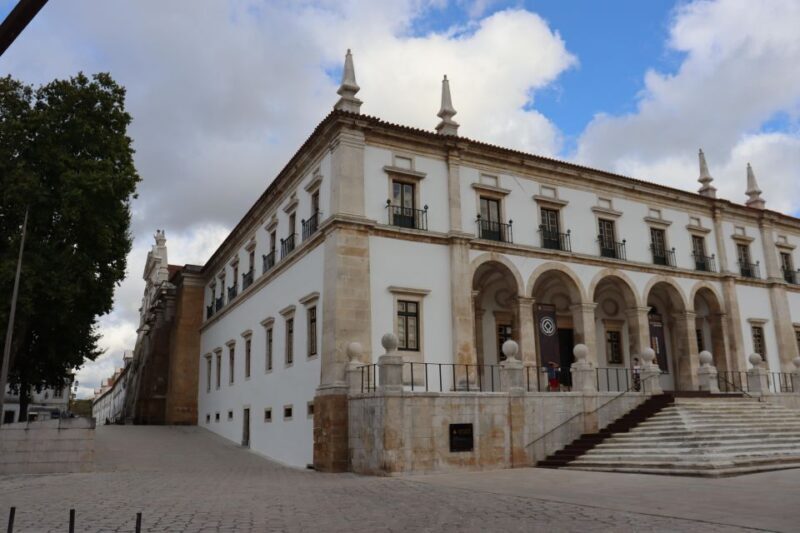 Private Tour to Nazaré & Alcobaça, giant waves and monastery - Who Is This Tour Best For?