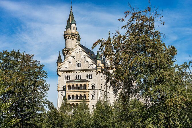 Private Tour to Neuschwanstein & Linderhof, Skip The Line & Lunch - Who Is This Tour Best For?