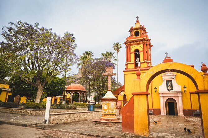 Private Tour to Querétaro and Peña de Bernal from Guanajuato - Key Points