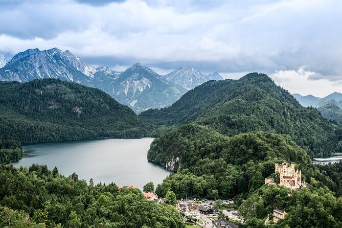 Private Tour to Royal Castle of Neuschwanstein and Hohenschwangau - What to Expect from This Bavarian Adventure