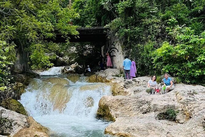 Private Tour to Santiago + Guide + Transfer - Exploring the Highlights: A Detailed Look