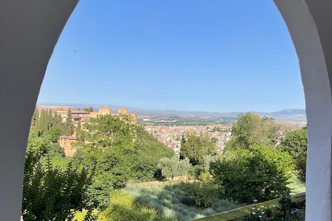 Private Tour to The Alhambra and Generalife from Motril port - Key Points