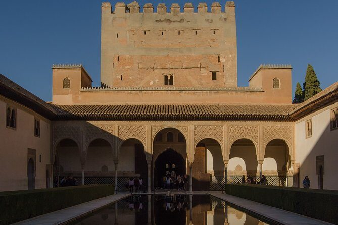 Private Tour to The Alhambra with Nasrid Palaces in Granada - FAQs