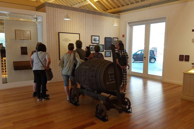 Private Tour to the rock art of Côa Park, Pinhão and Winery - A Close Look at the Private Douro Valley Tour from Porto