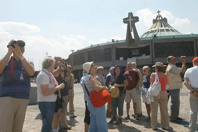 Private Tour to the Secrets of the Basilica and Mass with Hill - Explore the Antigua Basilica de Guadalupe