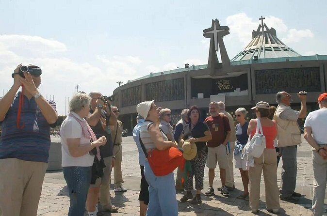 Private Tour to the Secrets of the Basilica and Mass with Hill - Is It Worth the Price?