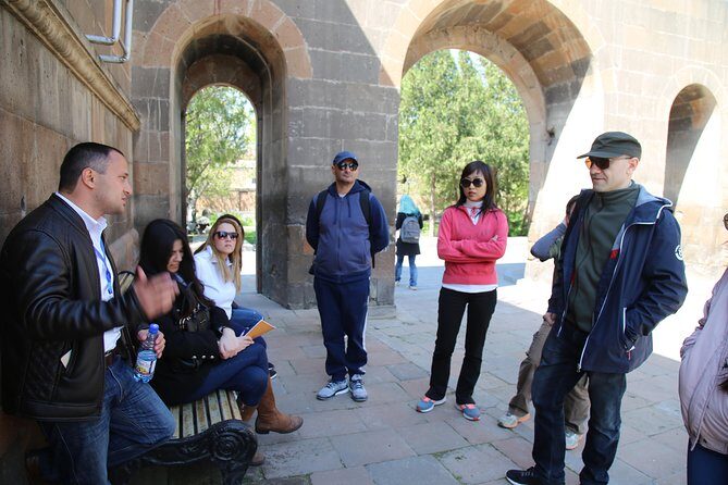 Private tour to UNESCO heritage Echmiadzin churches, Zvartnots and Sardarapat - FAQ