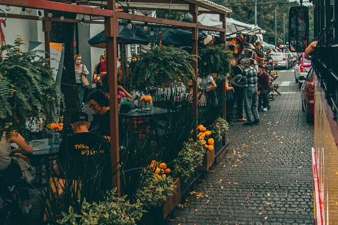 Private Tour to Xochimilco, Coyoacan and Frida Kahlo Museum - The Value of the Price Tag