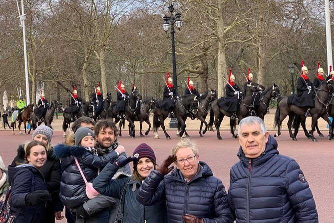 Private Tour: Traditional Black Cab Tour of London's Hidden Treasures - Key Points