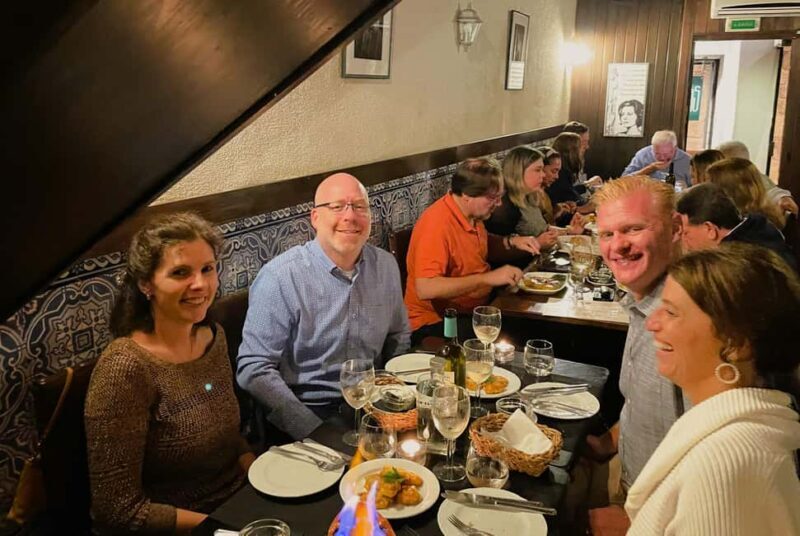 Private Tour-Unique Sunset,Wine tasting,FadoShow+Full Dinner - Key Points