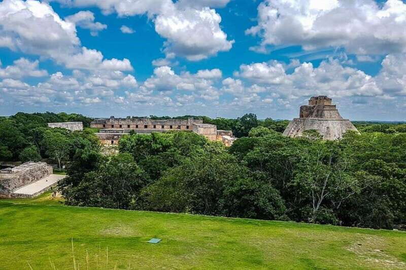 Private Tour Uxmal Land Rover Vintage safari & Mayan brunch - Analyzing the Value