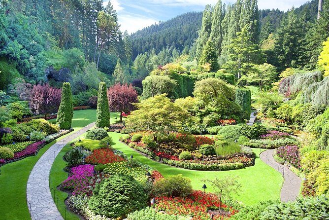 Private Tour: Victoria and Butchart Gardens Day Trip - The First Stop: Butchart Gardens