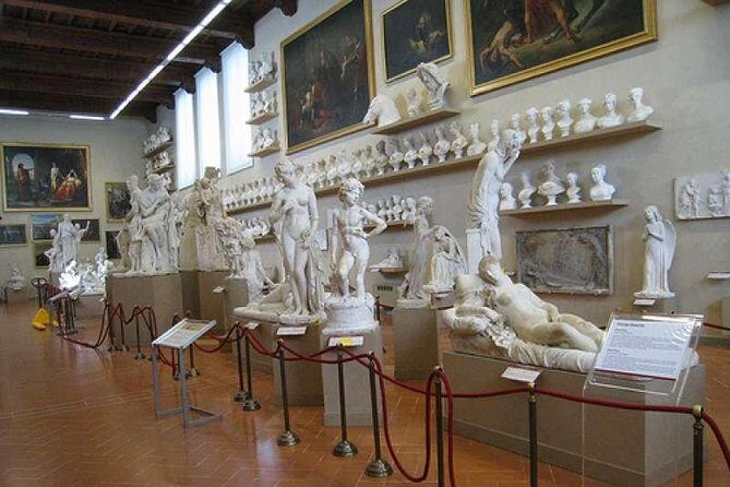 Private tour: Walking tour plus the Accademia guided visit - The Experience: What to Expect from the Tour