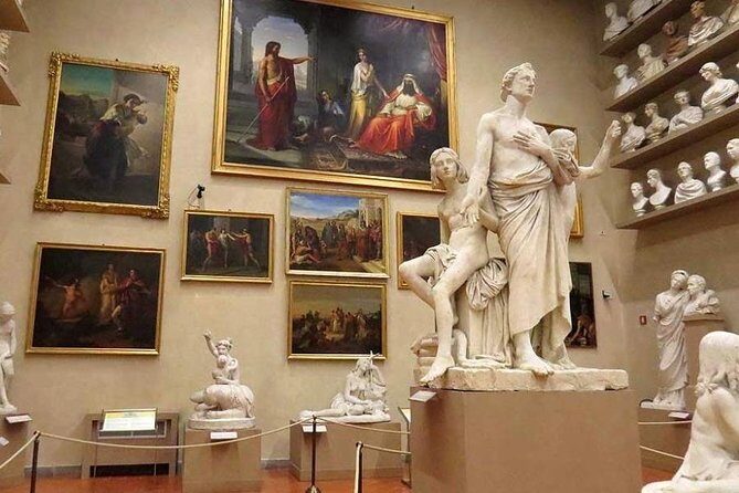 Private tour: Walking tour plus the Accademia guided visit - The Sum Up